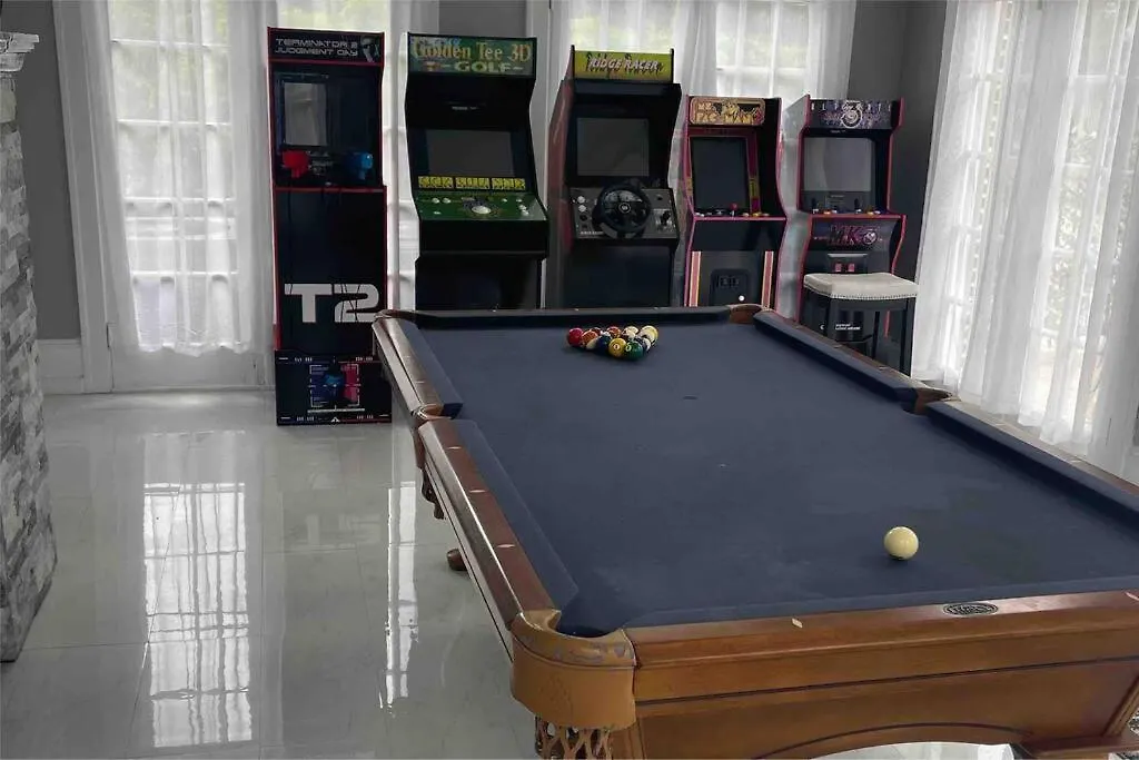 Luxury 6000 Sqft Mansion In Downtown Orlando Sleeps 14 Villa