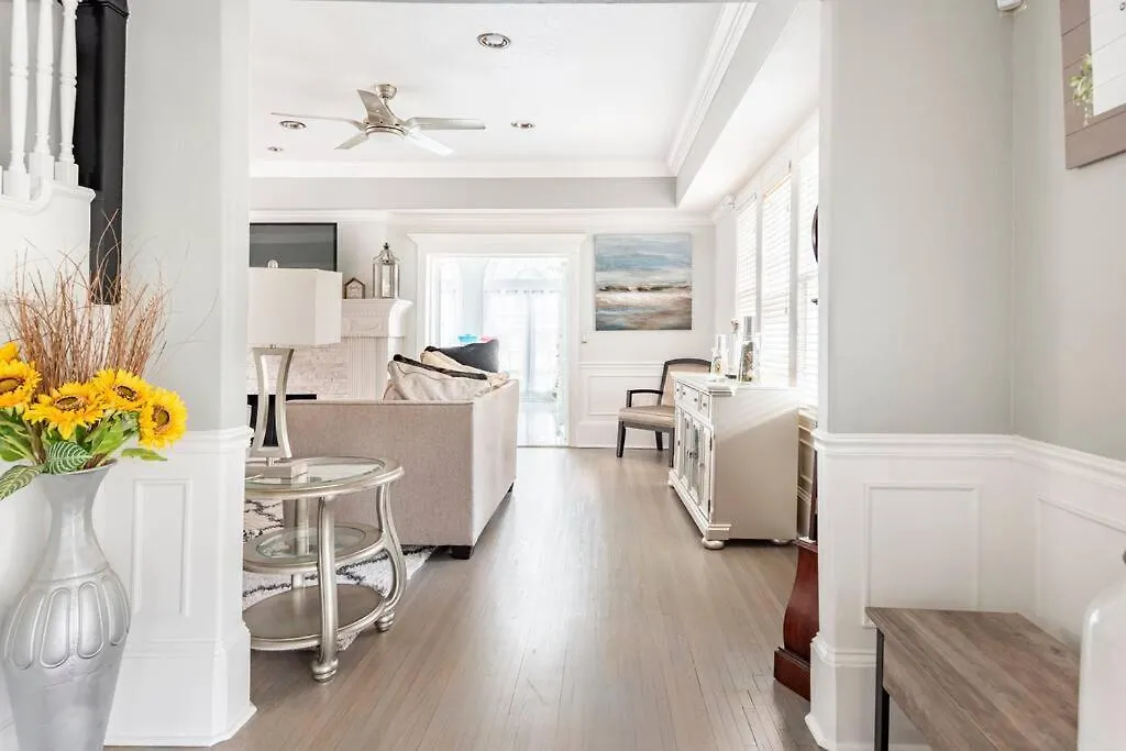 Luxury 6000 Sqft Mansion In Downtown Orlando Sleeps 14 Villa